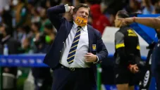 Tigres: Miguel Herrera respondió provocaciones de afición de León; Nahuel arrojó un objeto