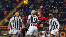 Zlatan Ibrahimovic se perfila para chilena frente al Udinese