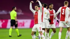 Antony Matheus dos Santos celebra el segundo del Ajax