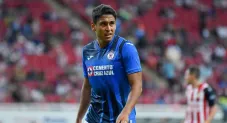 Luis Romo en un partido del Cruz Azul