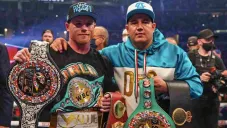 Canelo y Reynoso tras ganarle a Caleb Plant