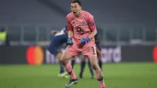 Agustín Marchesín reacciona durante partido