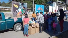 CJNG regalan juguetes en Michoacán