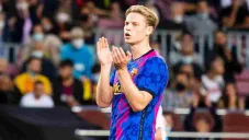 Frenkie de Jong en un partido con el Barcelona