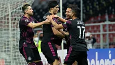 Festejo del Tri tras el gol de Jiménez a Panamá