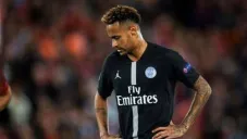 Neymar posa durante partido del PSG