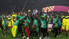 Jugadores de Senegal en festejo