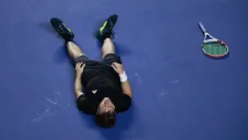 Kozlov sufrió calambre ante Dimitrov en el Abierto Mexicano de Tenis