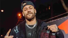 Neymar Jr. presumió sus botines de Batman