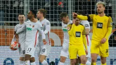 Augsburgo le empata al Borussia Dortmund