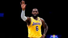 LeBron James en un juego de la NBA