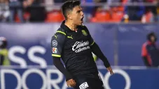 Fernando Beltrán en acción con las Chivas