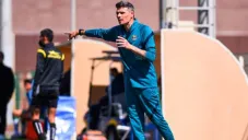 Fernando Ortiz dirigiendo