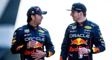 Checo Pérez y Max Verstappen
