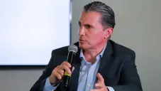 Ríos en conferencia