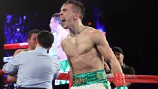 Michael Conlan reacciona en el ring