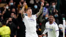 Toni Kroos festeja un gol con el Real Madrid