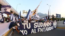 Aficionados de Rayados en caravana en 2020