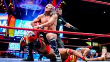CMLL: Negro Casas, junto a Místico y Titán, venció a Templario, Cavernario y Dragón Rojo Jr