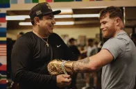Canelo Álvarez y Eddy Reynoso, durante entrenamiento