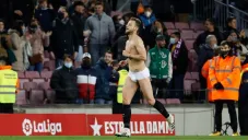 Rakitic terminó en calzoncillos