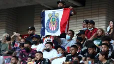 Aficionados de Chivas en juego ante Rayados
