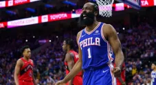 James Harden durante el partido