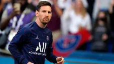 Messi en un calentamiento con previo a un partido de PSG
