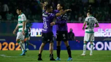 Fabián y Benedetti celebrando la victoria de Mazatlán