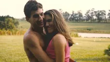 Ayrton Senna junto a Adriane Yamin durante su relación de amor