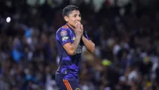 Raúl Ruidíaz en acción ante Pumas