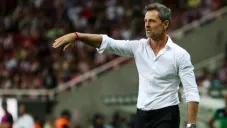 Diego Cocca durante un partido con Atlas