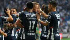 Vincent Janssen en festejo de gol