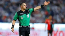 Fernando Hernández dirigiendo la Final