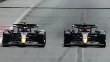 Verstappen y Checo en el GP de Bakú