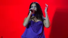 Dua Lipa brilló con un nuevo baile sensual