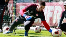 Tiago Volpi entrenando con el Toluca