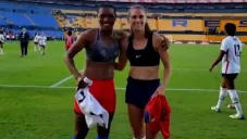 Concacaf W: Alex Morgan cambió camiseta con sorprendida jugadora de Haití