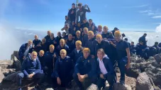 Equipo de Pumas CU con Andrea Martínez integrada