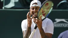 Kyrgios denunció distracción por una mujer borracha