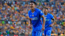 Antuna durante la victoria de Cruz Azul sobre Tigres