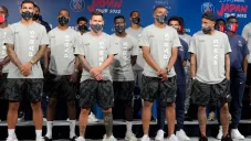 Jugadores del PSG ante prensa