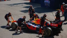 El contrato de Checo con Red Bull vencerá en 2024