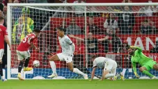 Manchester United cortó racha de ocho juegos sin vencer a Liverpool