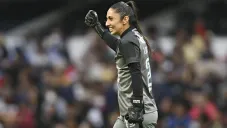 Itzel González en un partido de América
