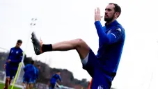 Diego Godín viajará a España para rehabilitarse