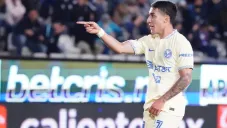 Alejandro Zendejas con las Águilas