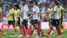 Jugadores de Rayados y Mazatlán en lamento