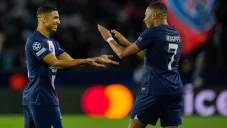 Hakimi y Mbappé en un partido del PSG
