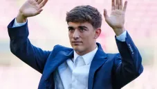 Gavi renovó con el Barcelona y tuvo un evento de convivencia